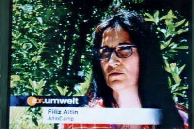 FOTO: FILIZ VON THERMANN IM FERNSEHEN BEI ZDF